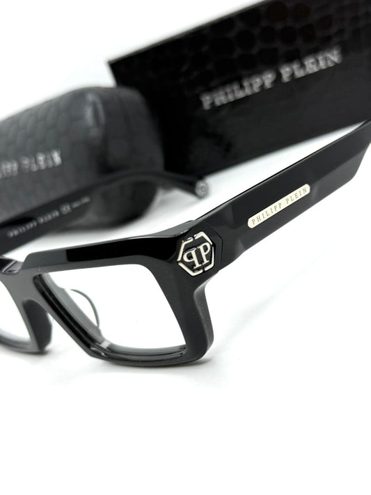 PHILIPP PLIEN | T06