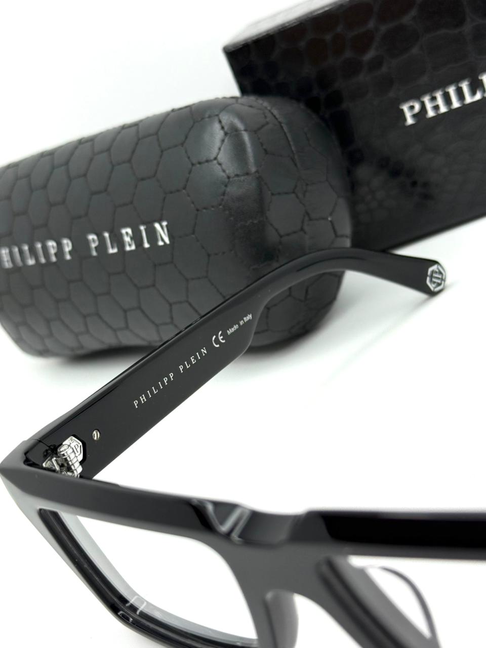 PHILIPP PLIEN | T06