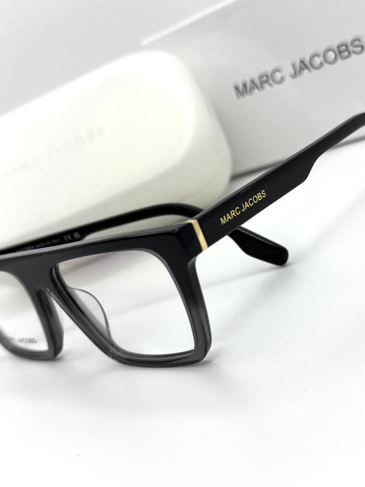 MARC JACOBS | T016
