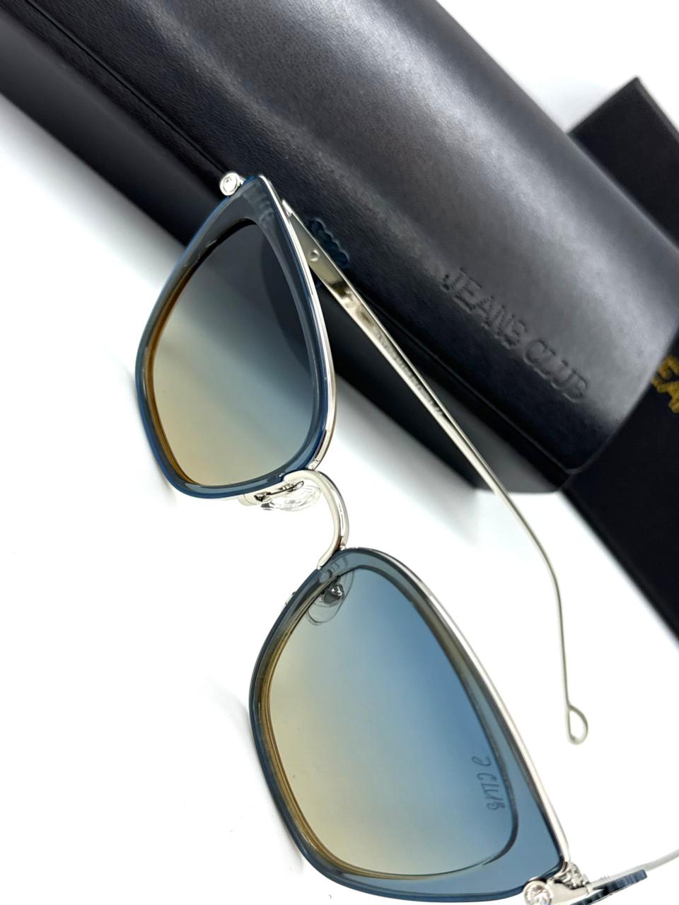 J.CLUB | T045