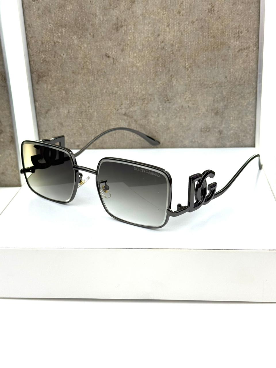 DOLCE & GABBANA