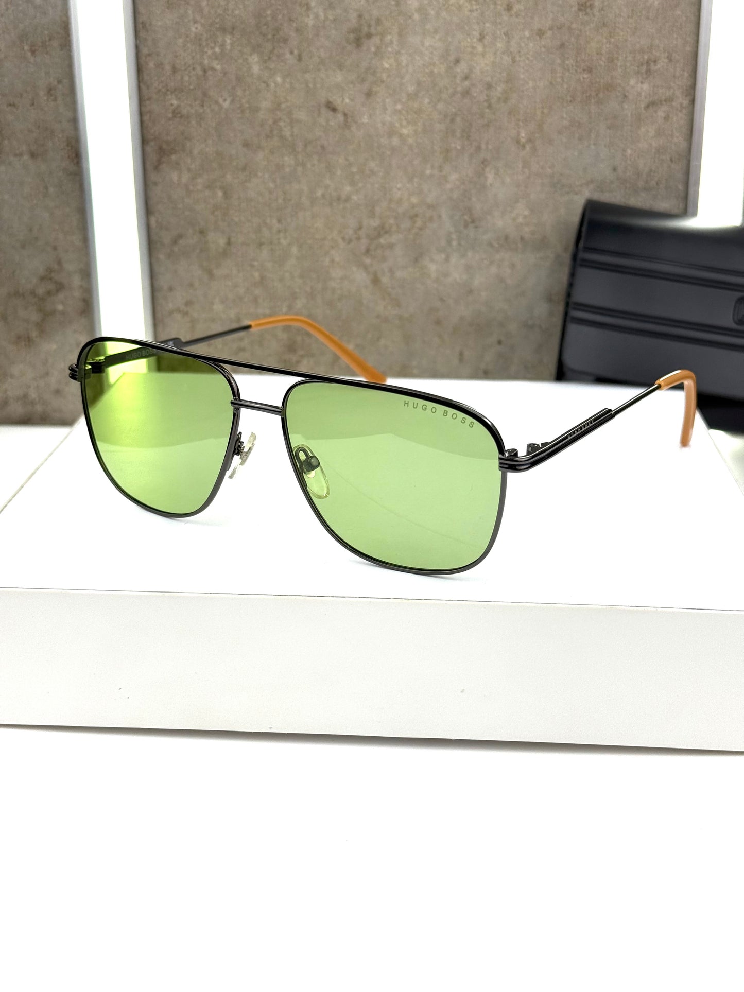 HUGO BOSS