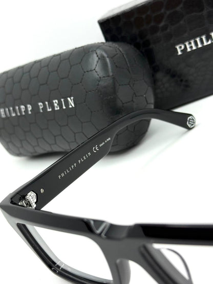 PHILIPP PLIEN | T06