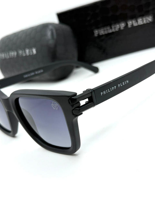 PHILIPP PLIEN | T07