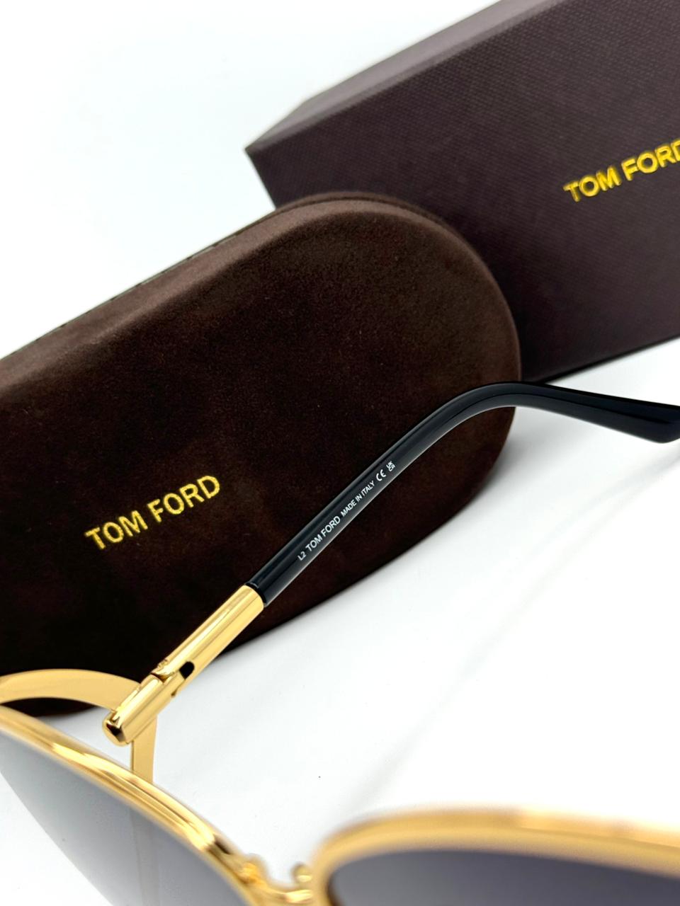 TOMFORD | T010