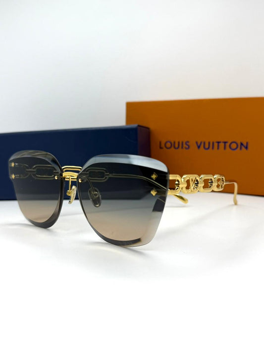 LOUIS VUITTON | T047
