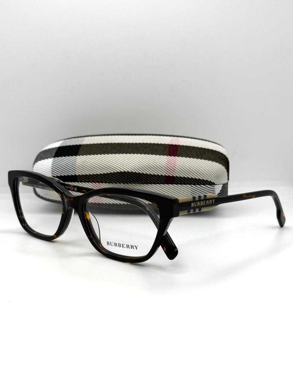 BURBERRY | T020