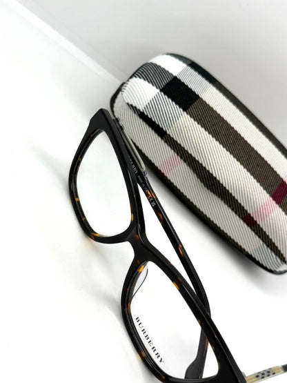 BURBERRY | T020
