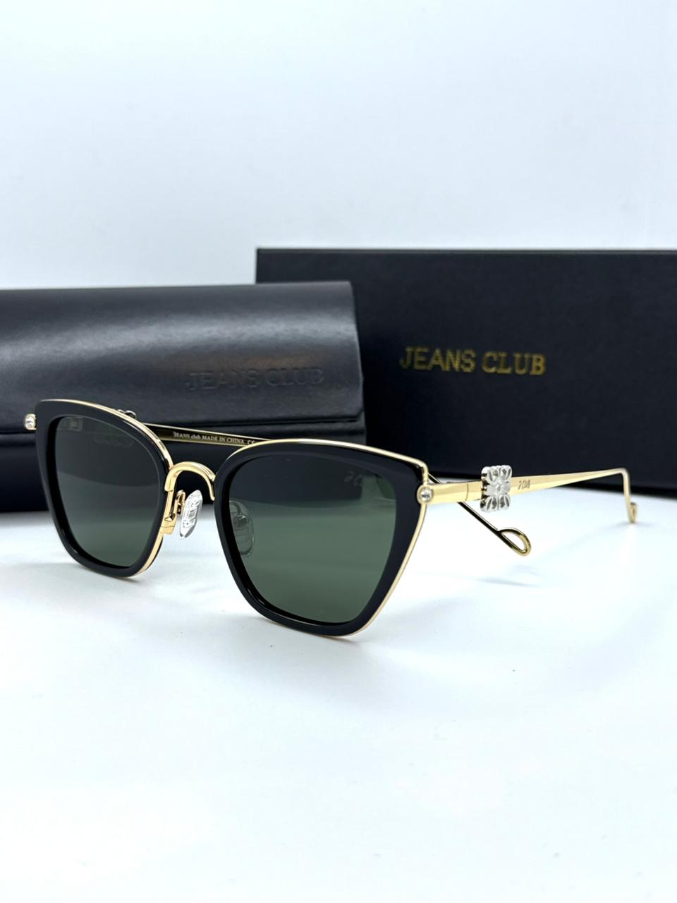 J.CLUB | T044